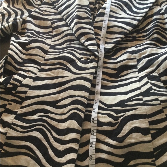 Zebra jacket - Picture 4 of 5